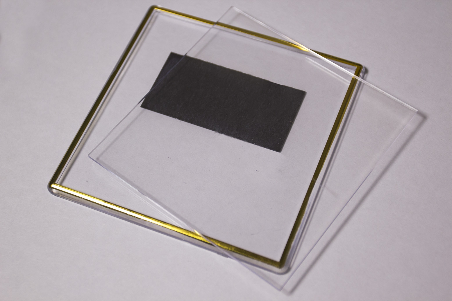 Фото-магнит квадрат с тиснением ЗОЛОТО 100х100мм 20шт уп