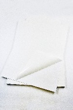 Пластик самоклеящийся двухсторонний (ПВХ лист) 0,5мм 21*21см белый 