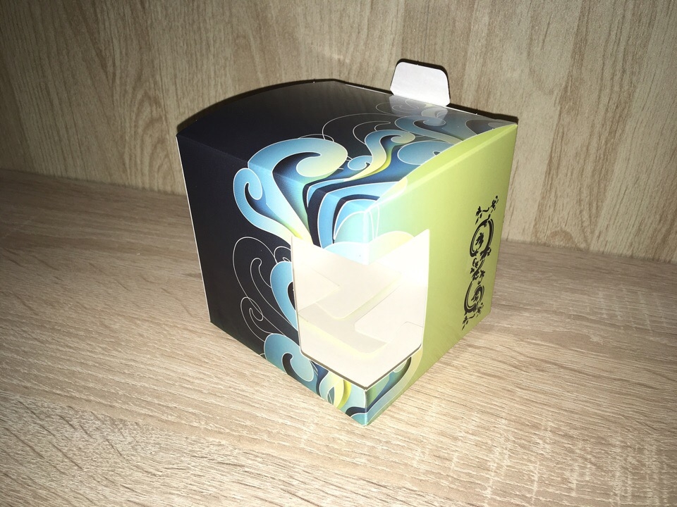 Подарочная коробка для кружки с окном Синие узоры