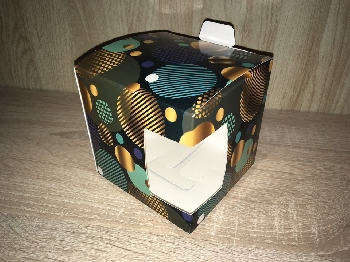 Подарочная коробка для кружки с окном СИНИЕ ШАРЫ